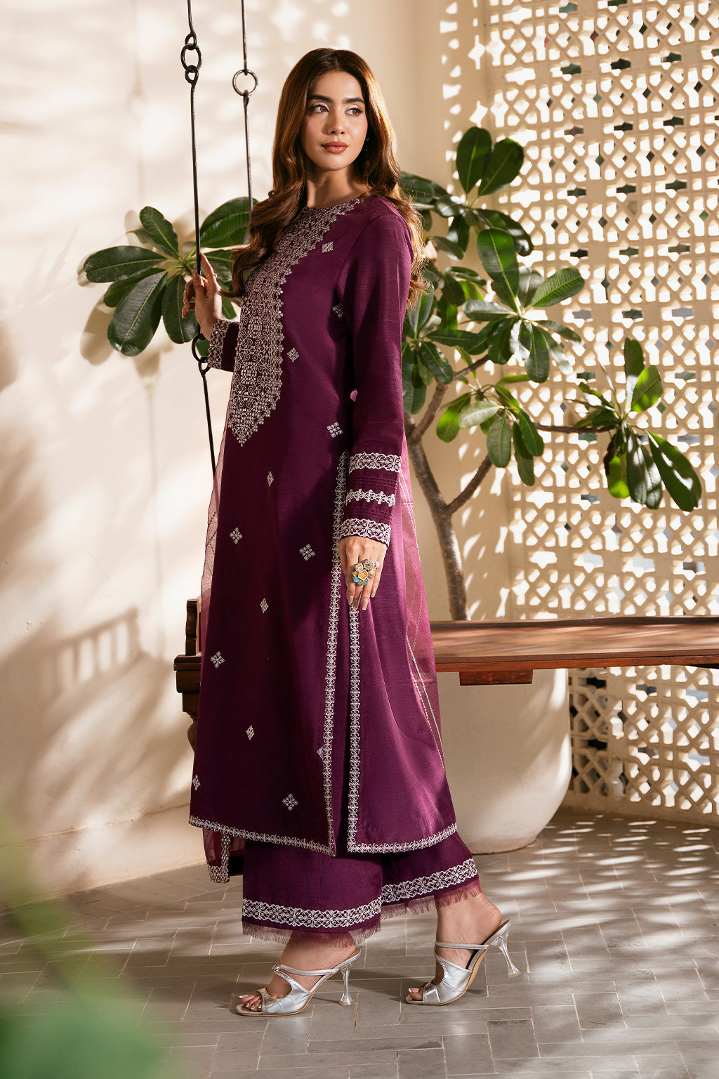 SHEENORA UNSTITCHED WINTER DHANAK 3PC WITH DHANAK EMBROIDERED SHAWL & PLAIN TROUSER