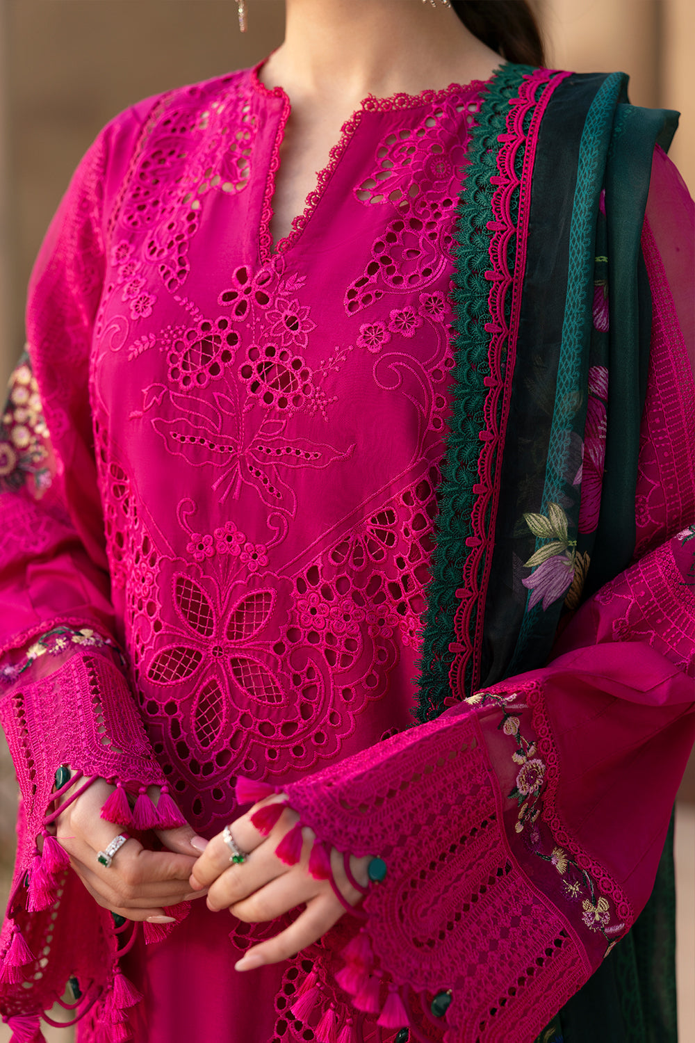 Saira Rizwan Unstitched Dhanak Embroidered 3PC With Printed Shawl