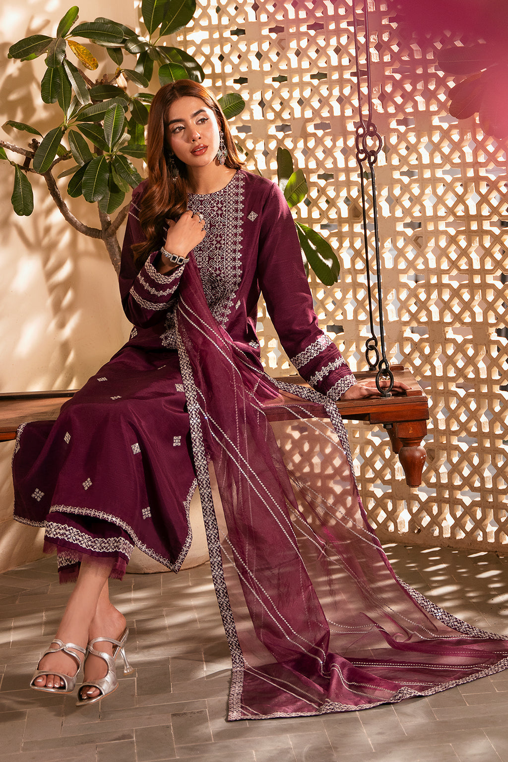SHEENORA UNSTITCHED WINTER DHANAK 3PC WITH DHANAK EMBROIDERED SHAWL & PLAIN TROUSER