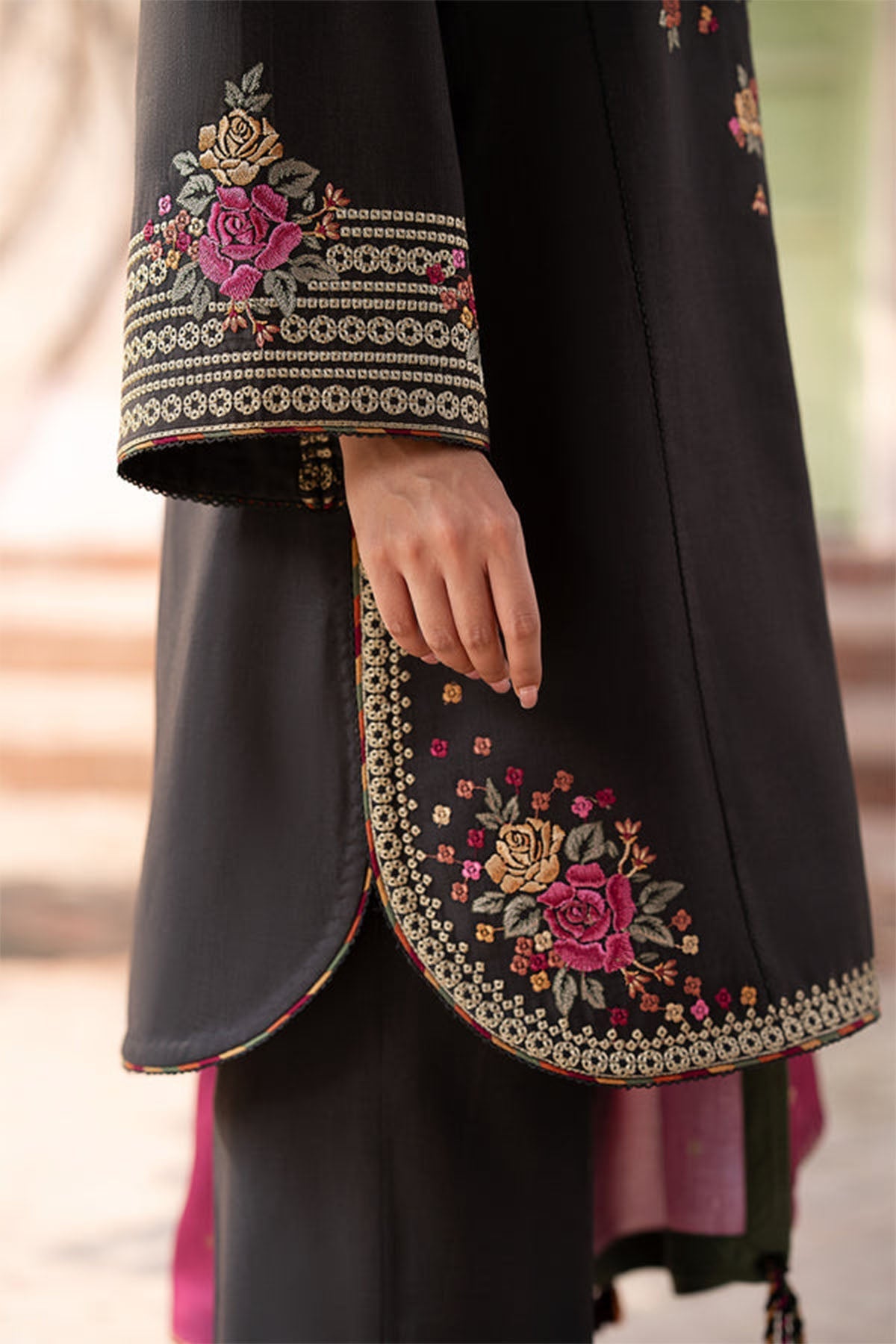 JAZMIN EMBROIDERED DHANAK 3PC WITH WHOOL SHAWAL