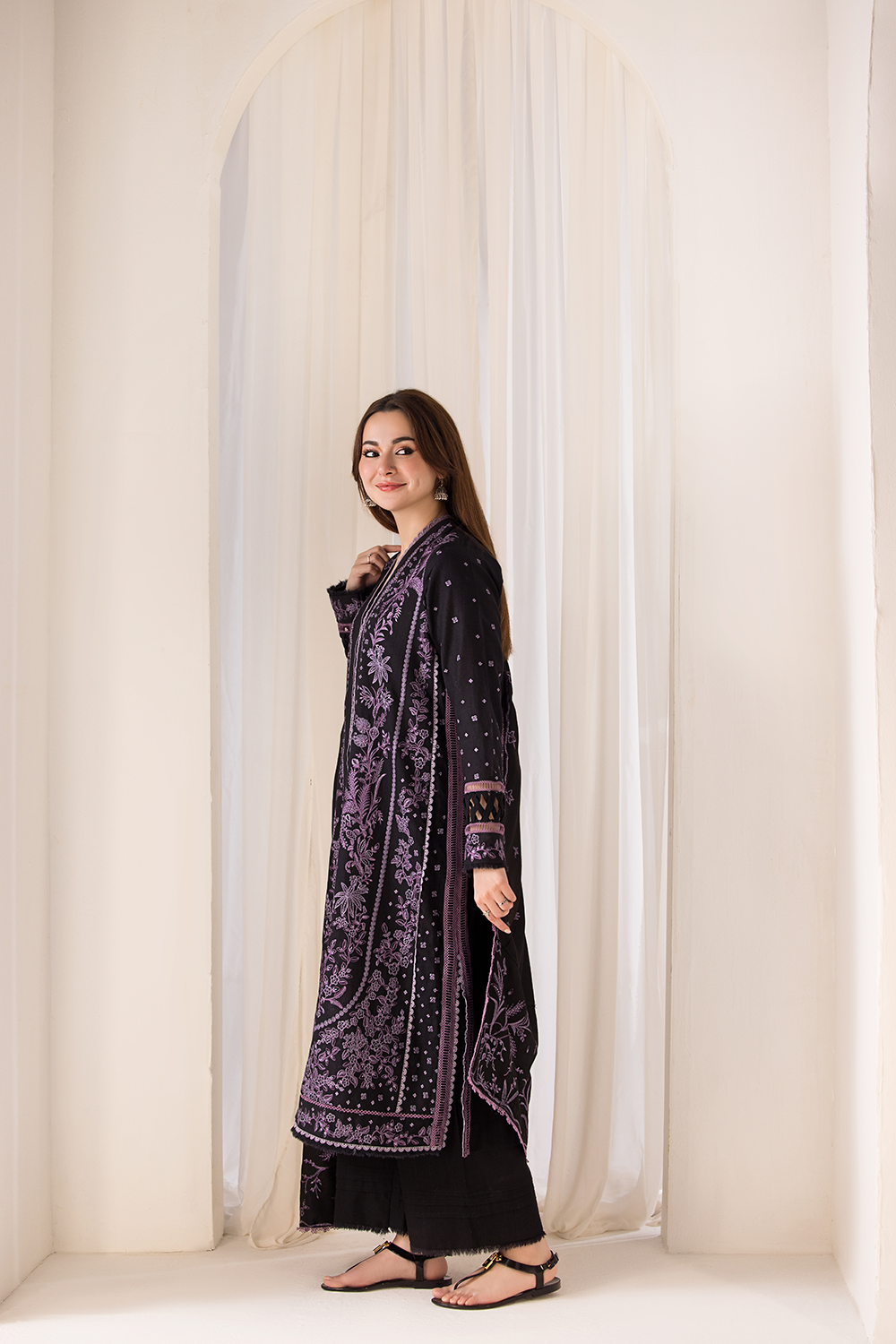 SOBIA NAZIR | UNSTITCHED LAWN EMBROIDERED 3PC (SYT-502)