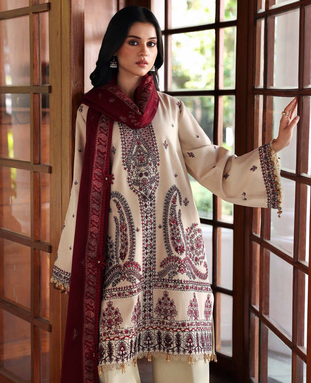 REPUBLIC | LIORA | UNSTITCHED LAWN 3PC (SYT-552)