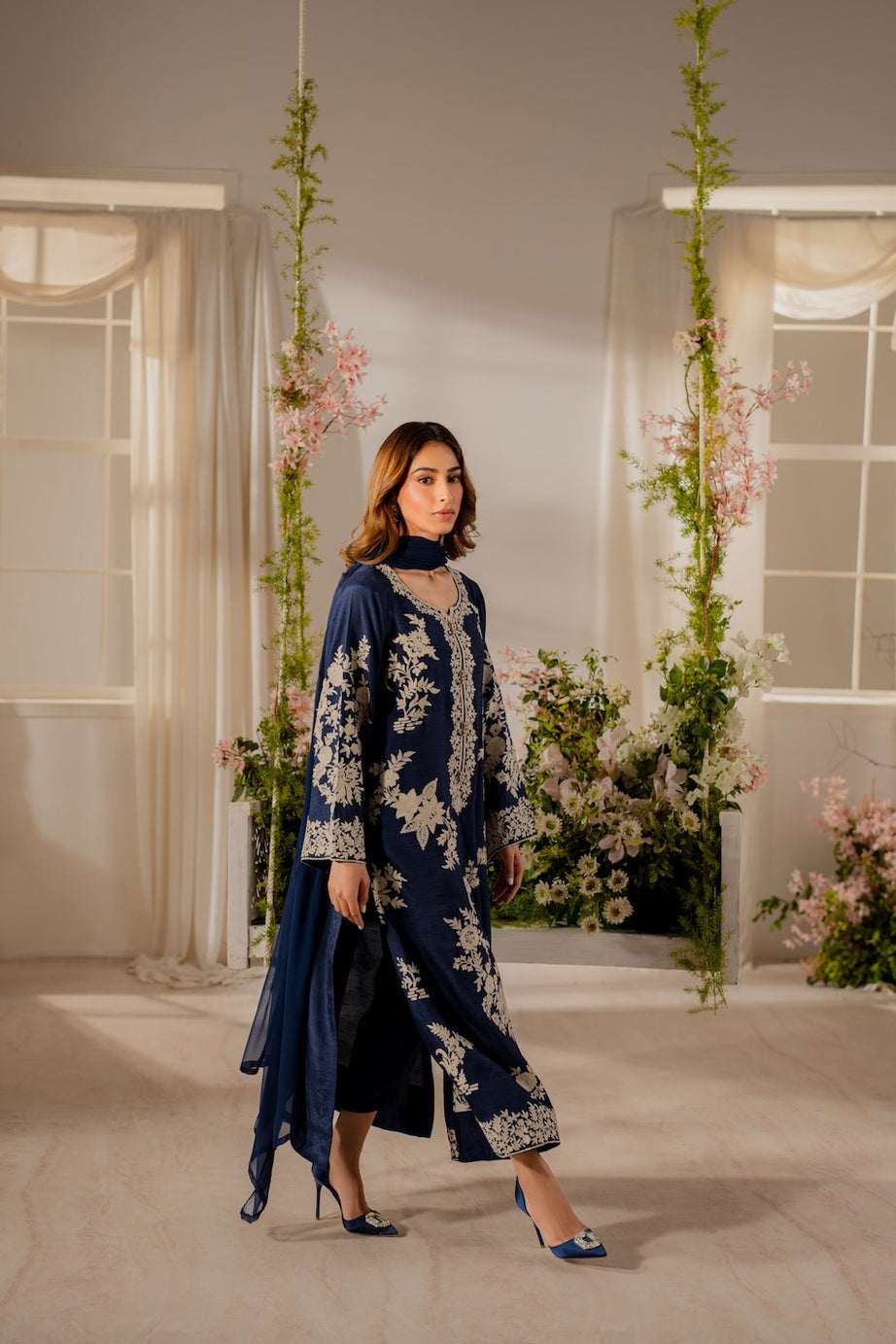 VINTAGE | KHWAAB ||UNSTITCHED LAWN 3PC (SYT-556)
