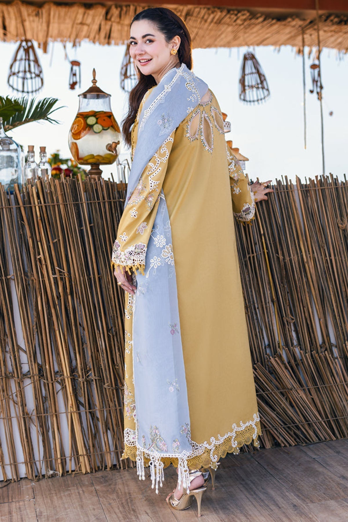 Qalamkar Mastred Embroidered Lawn 3pc with Embroidered Slub Net dupatta (SYT-445)