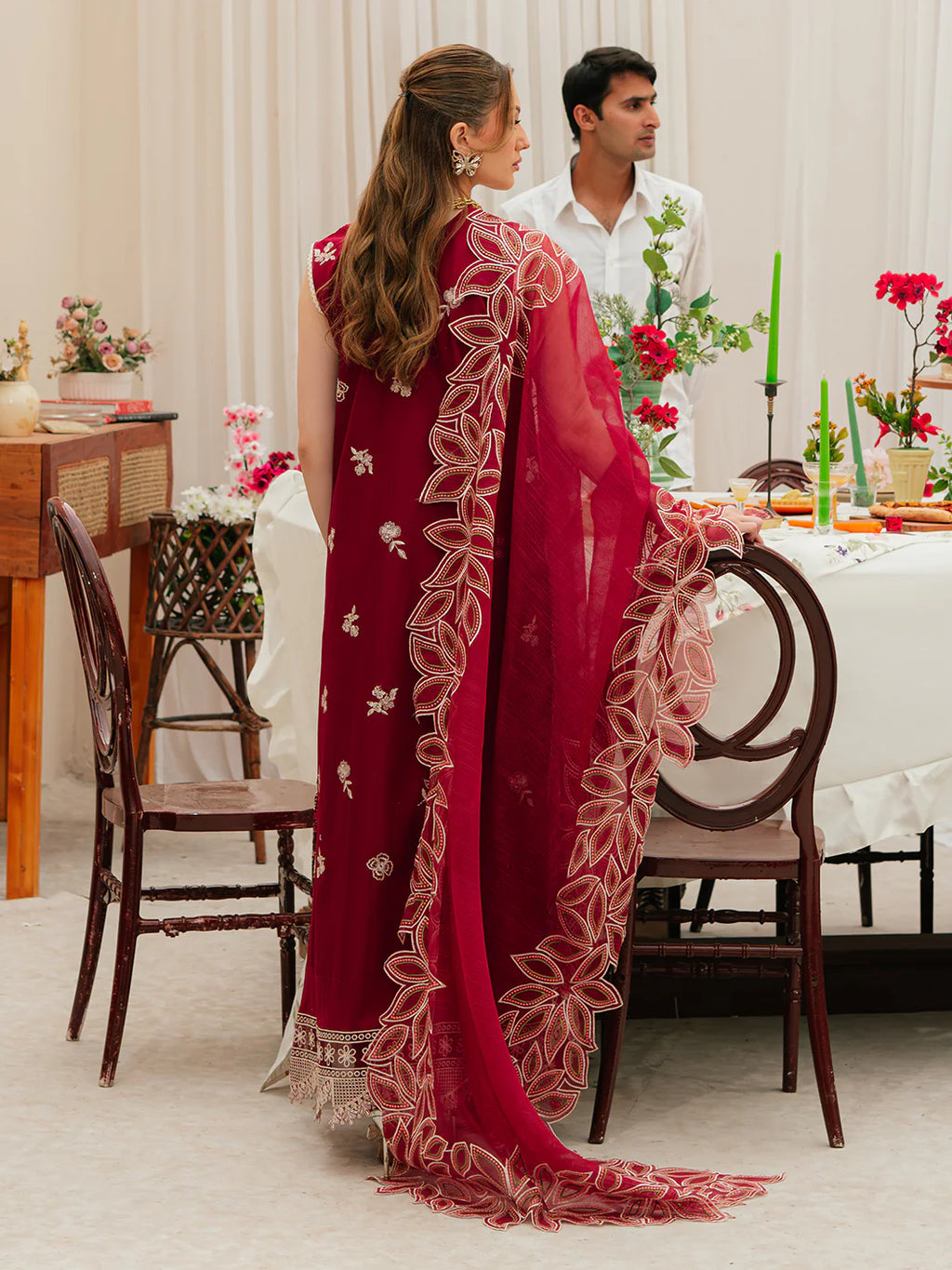 MAHNUR- 3PC LAWN EMBROIDERED SHIRT WITH KHADDI NET EMBROIDERED READY TO WEAR DUPATTA (SYT-424)