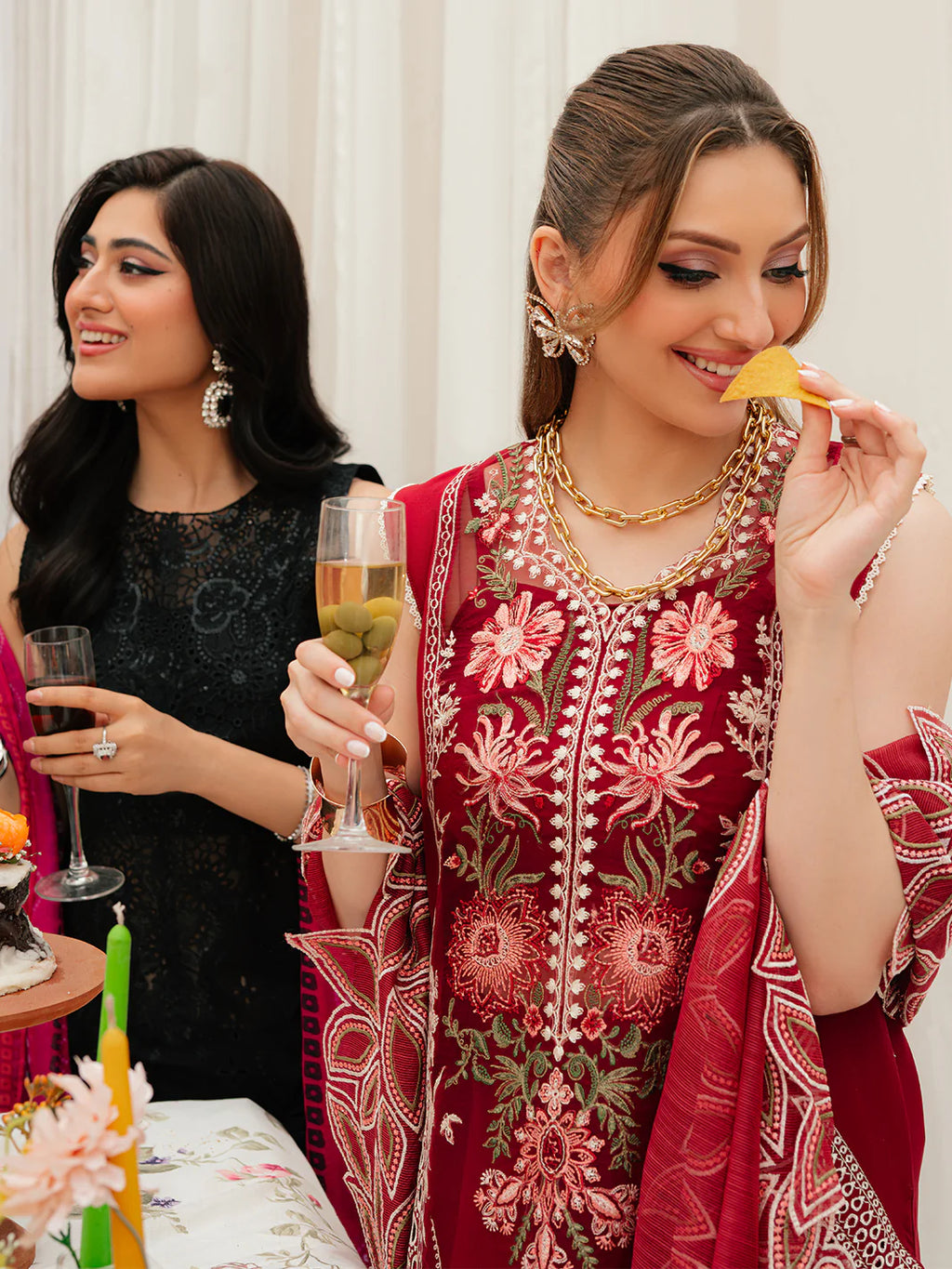 MAHNUR- 3PC LAWN EMBROIDERED SHIRT WITH KHADDI NET EMBROIDERED READY TO WEAR DUPATTA (SYT-424)