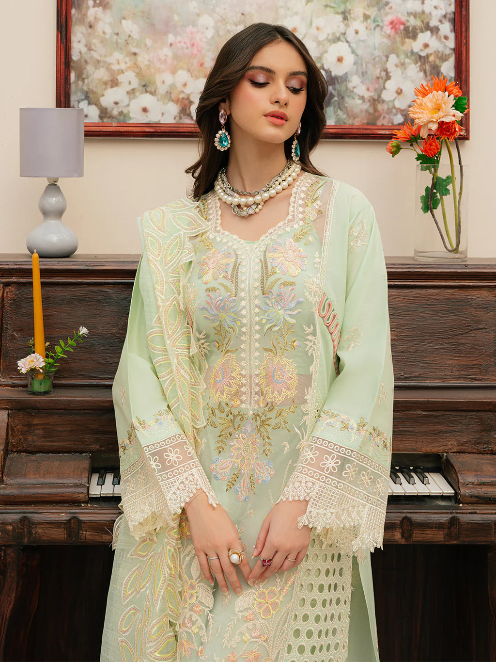 MAHNUR - 3PC LAWN EMBROIDERED SHIRT WITH KHADDI NET EMBROIDERED READY TO WEAR DUPATTA (SYT-428)