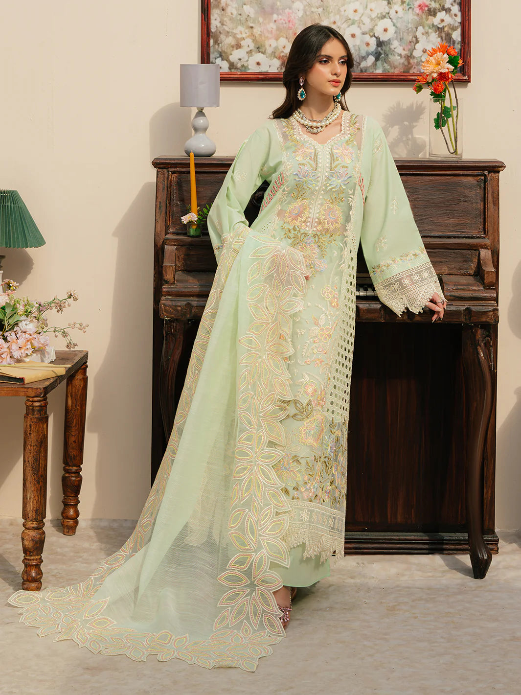 MAHNUR - 3PC LAWN EMBROIDERED SHIRT WITH KHADDI NET EMBROIDERED READY TO WEAR DUPATTA (SYT-428)