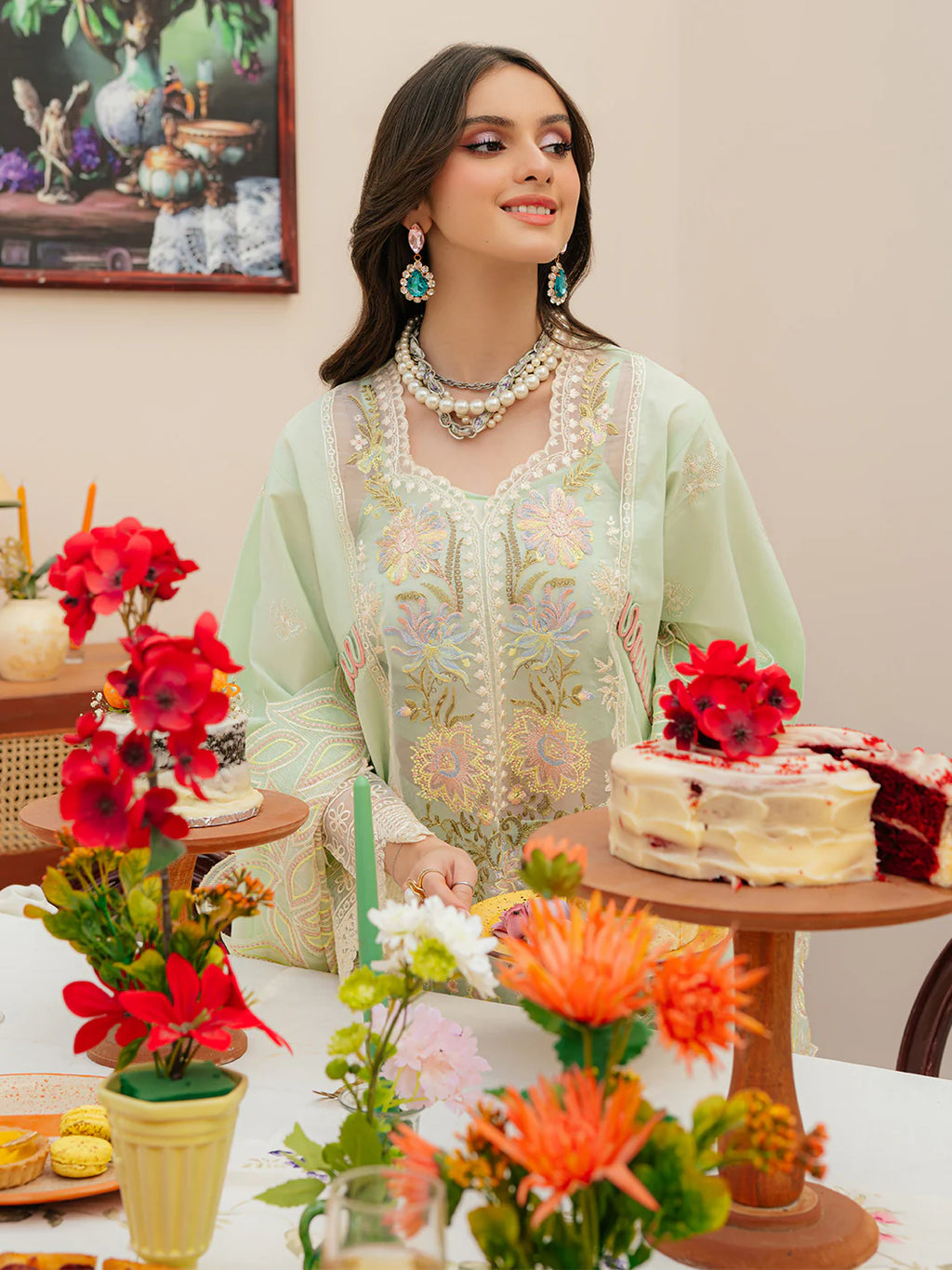 MAHNUR - 3PC LAWN EMBROIDERED SHIRT WITH KHADDI NET EMBROIDERED READY TO WEAR DUPATTA (SYT-428)