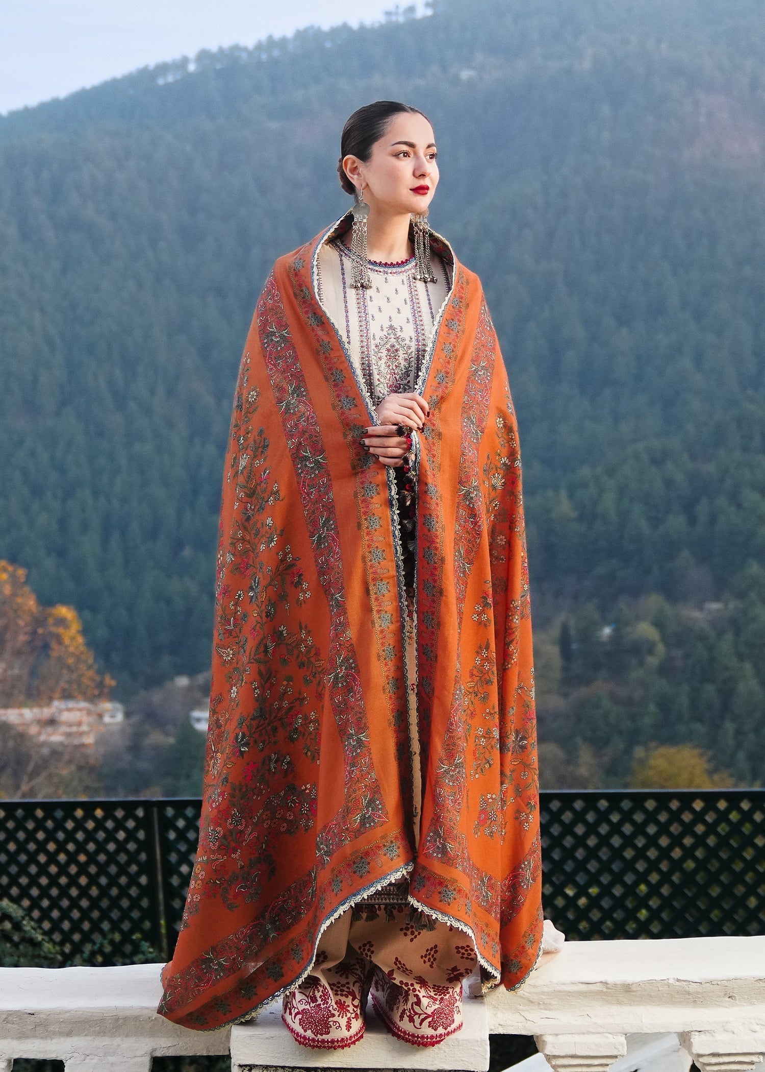 Hussain Rehar Unstitched Dhanak 3PC With Printed Shawl