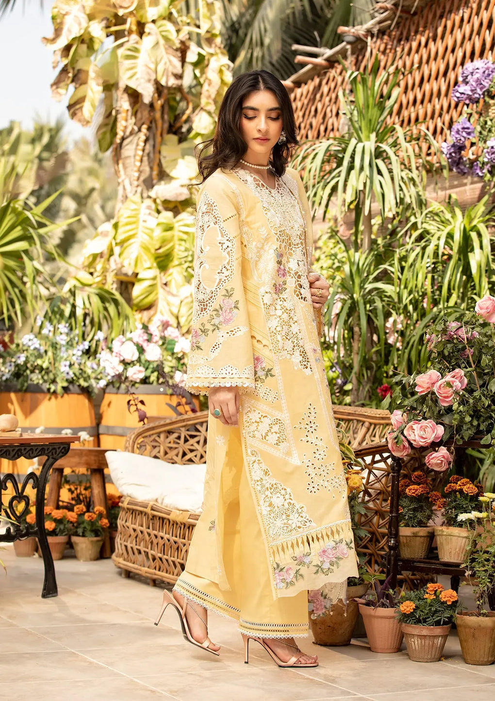 ELAF | ROSHNE | UNSTITCHED LAWN 3PC (SYT-515)