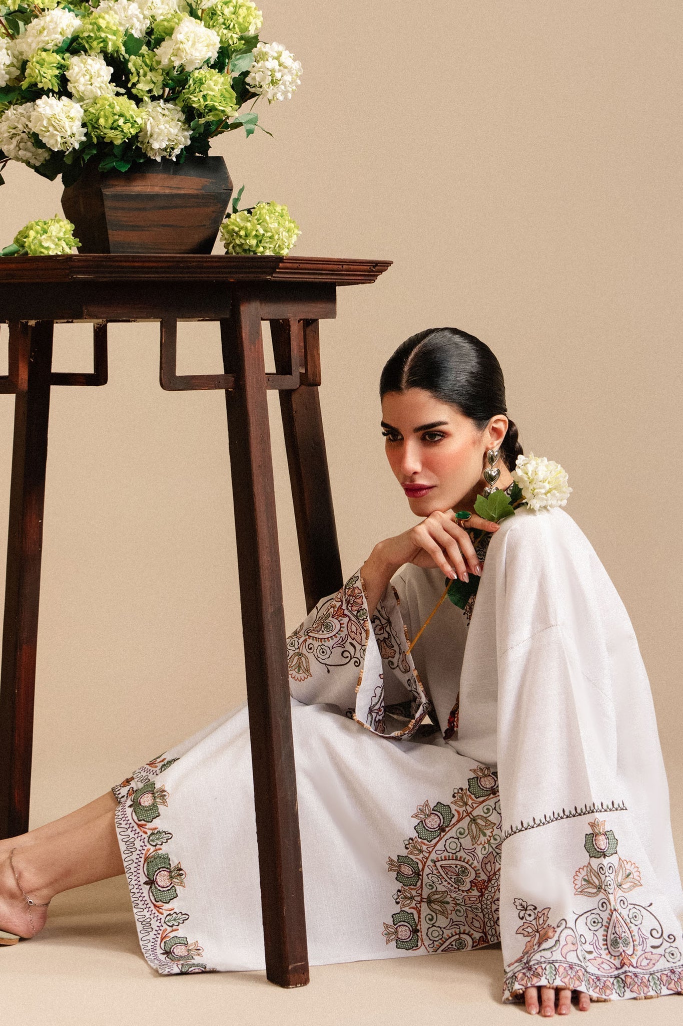 ELAN | ESSENTIALS | UNSTITCHED LAWN 2PC (SYT-563)