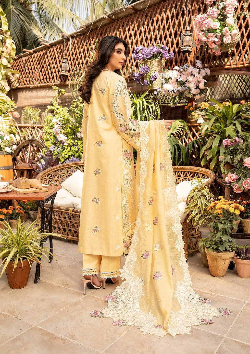 ELAF | ROSHNE | UNSTITCHED LAWN 3PC (SYT-515)