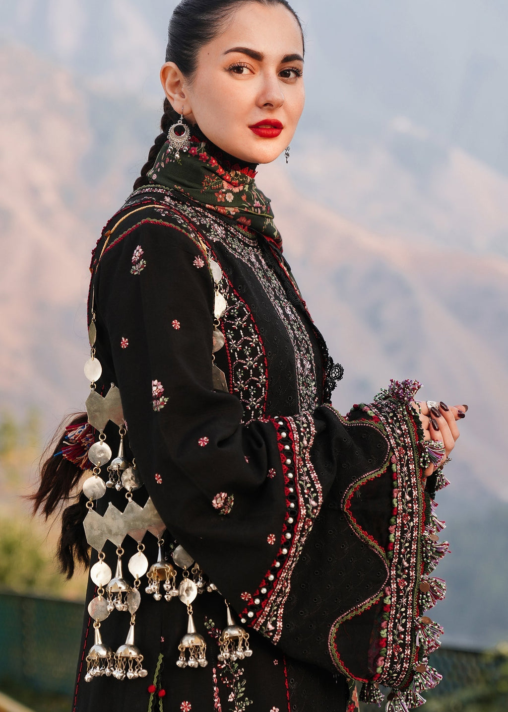 HUSSAIN REHAR DHANAK EMBROIDERED WINTER 3PC WITH DHANAK EMBROIDERED SHAWL