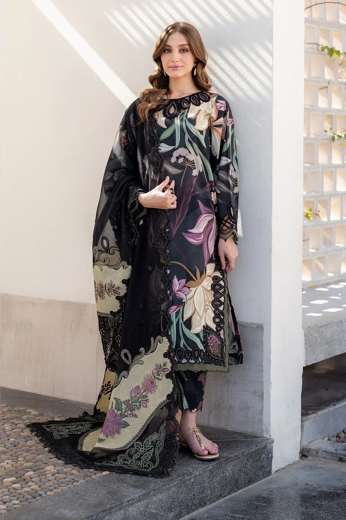 BAROQUE UNSTITCHED LAWN 3PC PATCHES WITH 4 SIDE LACE AND CHIFFON DUPATTA
