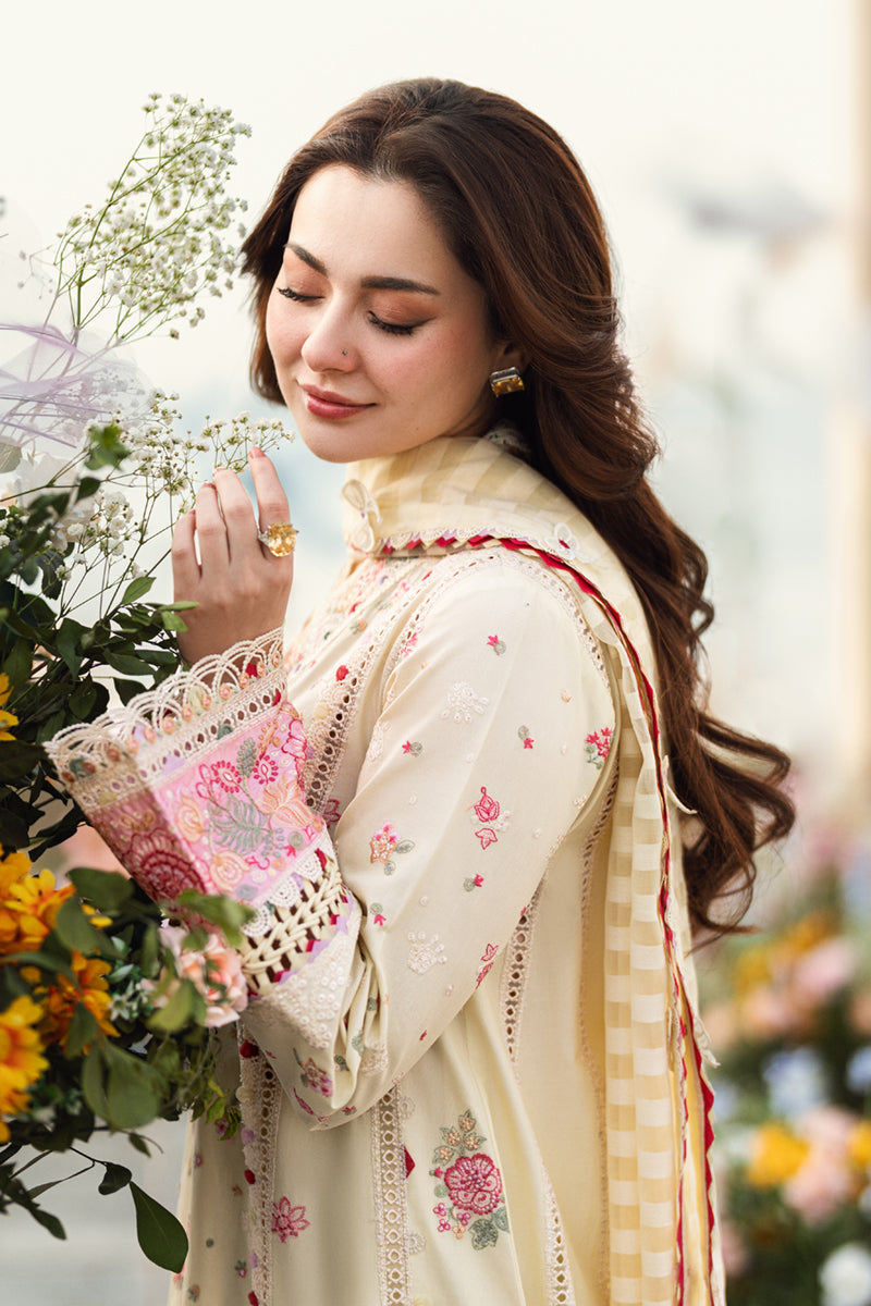 QALAMKAR | SCARLETT | 3 PC LUXURY LAWN (SYT-486)