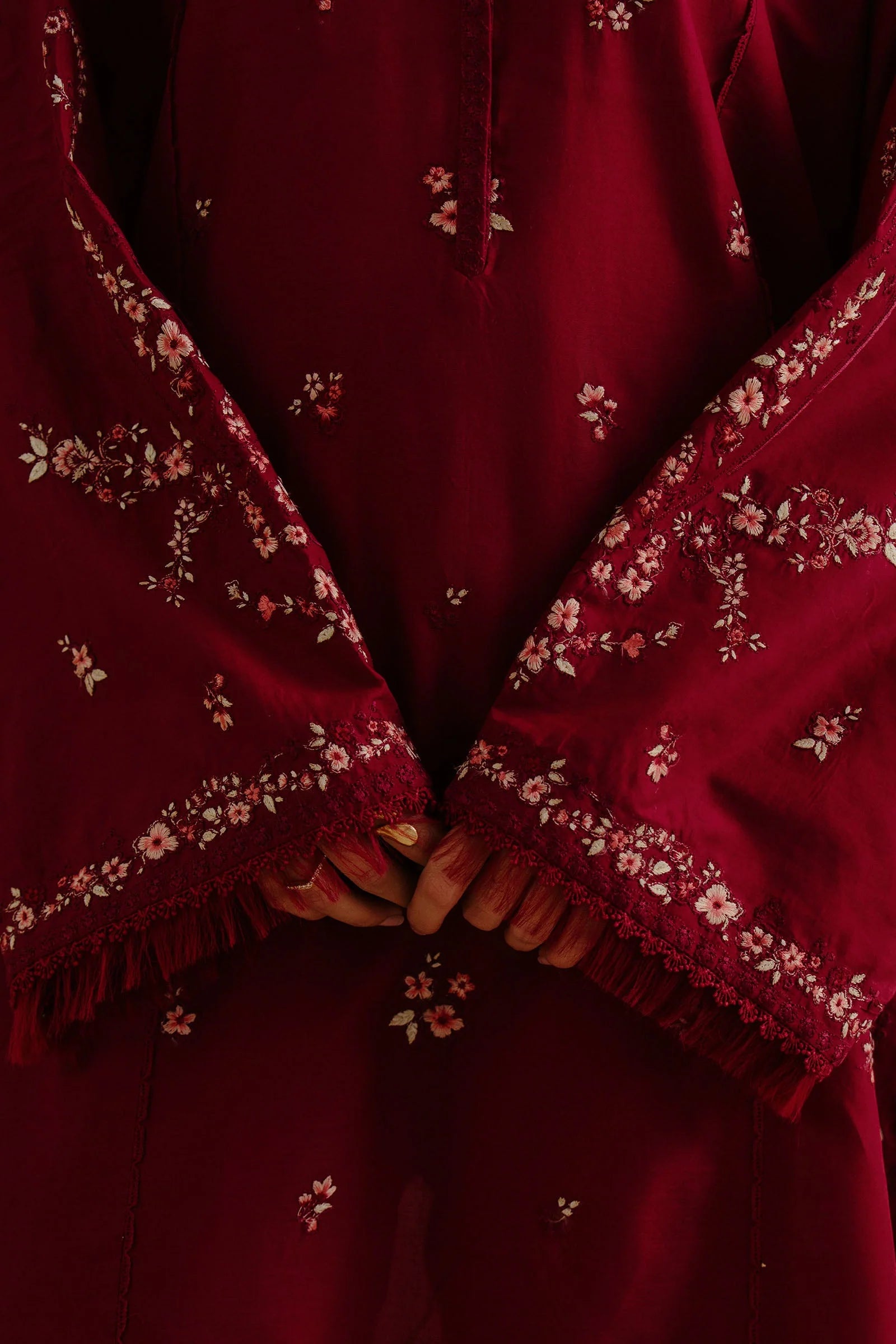 ZARA SHAHJAHAN- 3PC LAWN EMBROIDERED SHIRT WITH PRINTED CHIFFON DUPATTA (SYT-415)