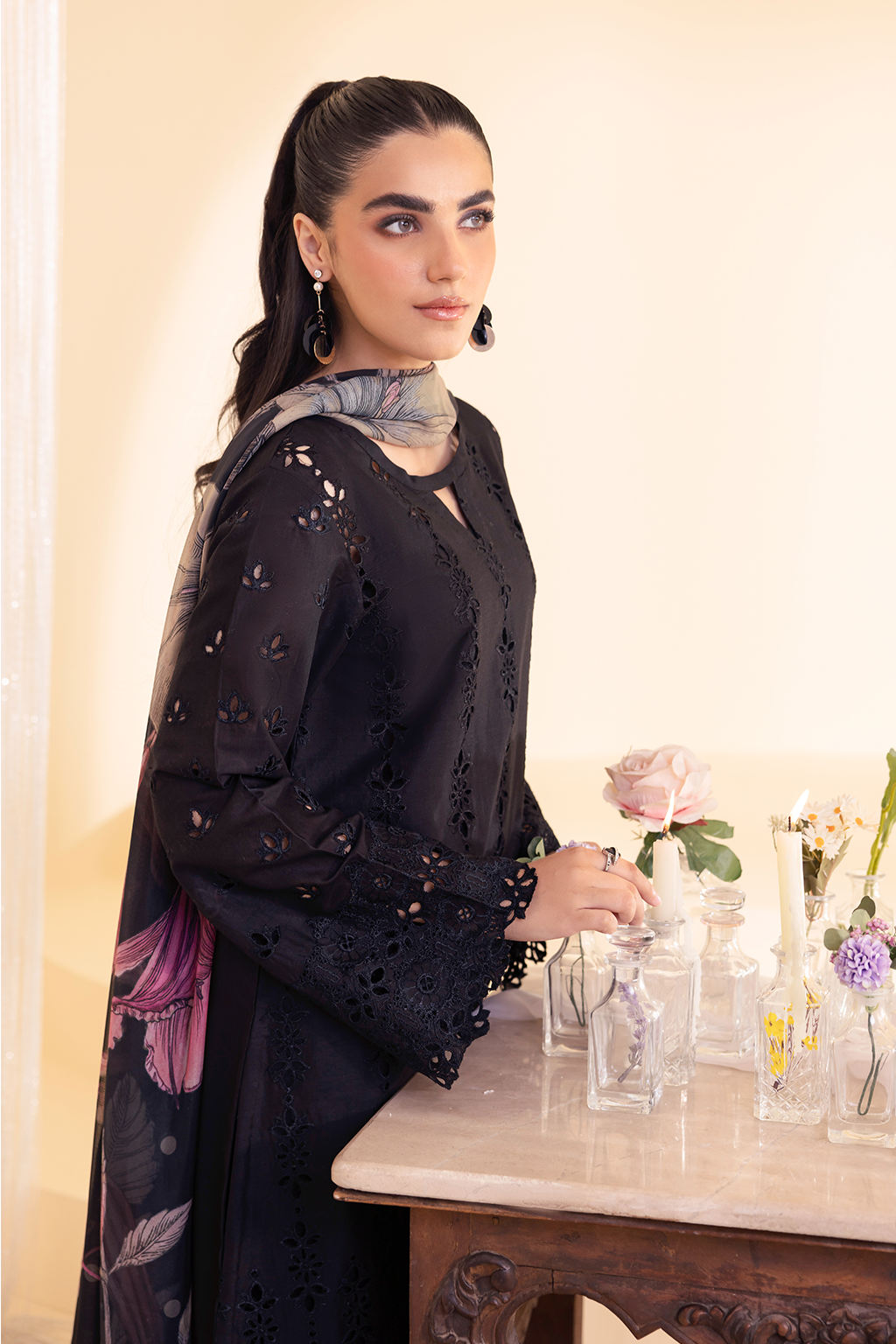 Iznik- 3PC Unstitched Dhanak Embroidered Shirt with Dhanak Shawl and Trouser