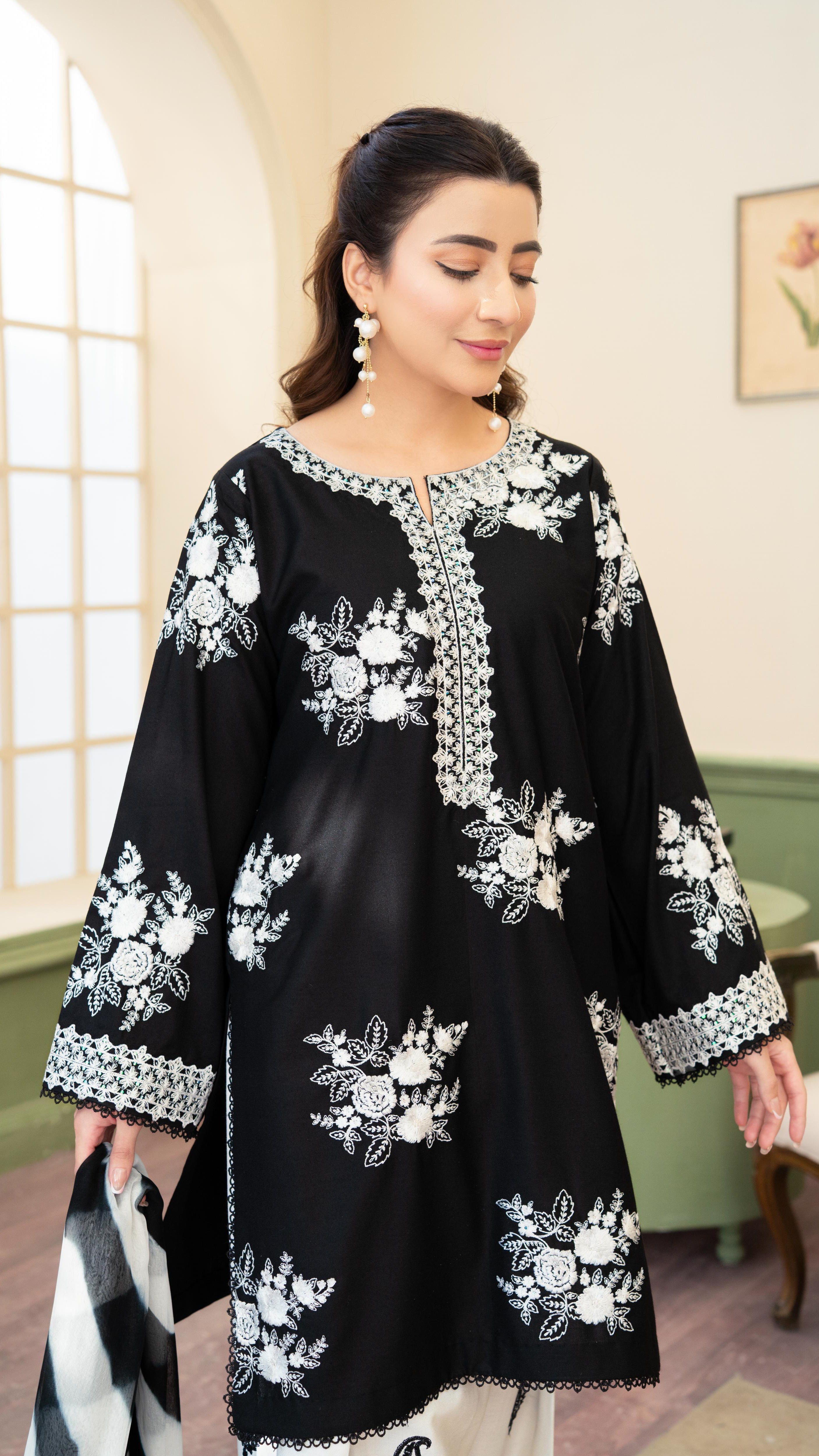 ZARA SHAHJAHAN | MONOCHROME | UNSTITCHED LAWN 3PC (SYT-568)