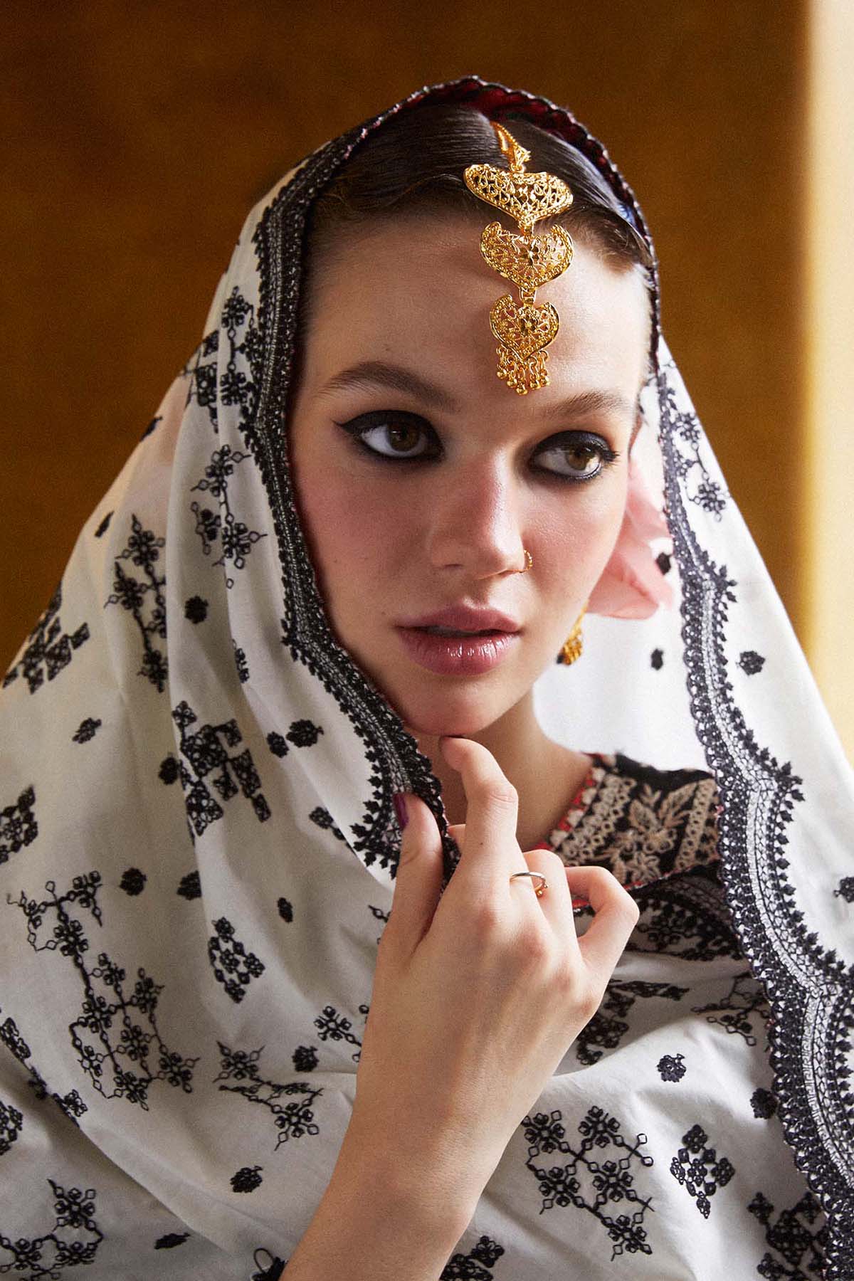 HUSSAIN REHAR | SHAMS | UNSTITCHED LAWN 3PC (SYT-538)