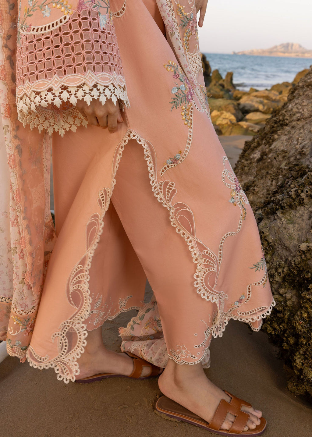 CRIMSON | TWIRLS & TIES | UNSTITCHED LAWN 3PC (SYT-436)