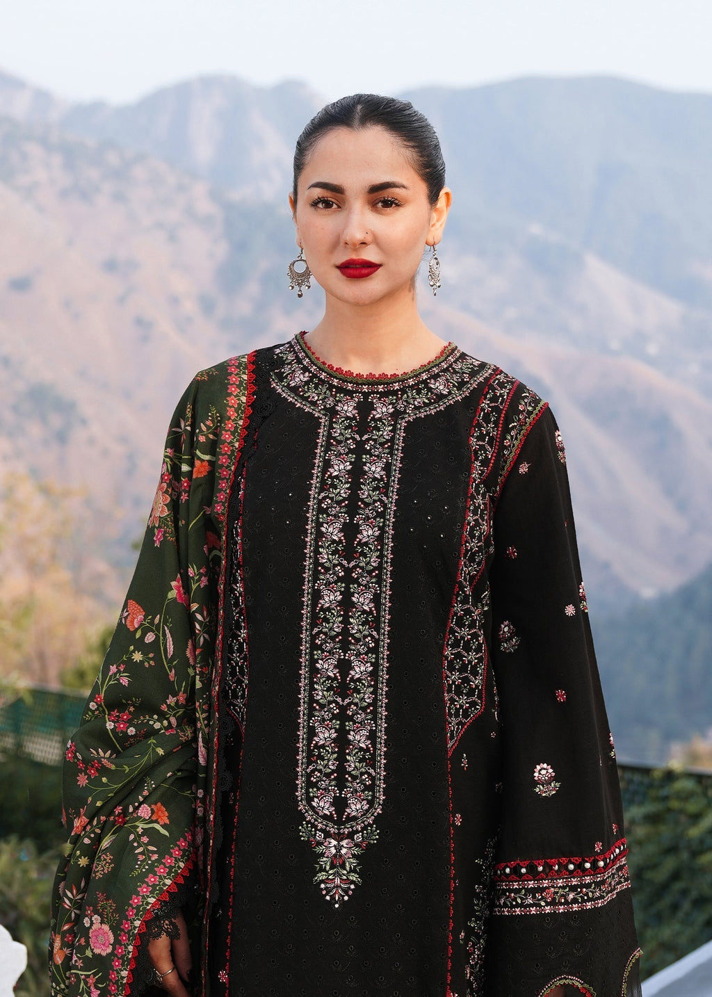 HUSSAIN REHAR DHANAK EMBROIDERED WINTER 3PC WITH DHANAK EMBROIDERED SHAWL
