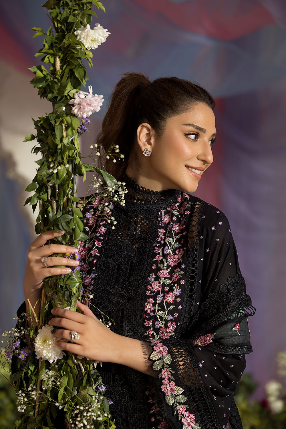 SOBIA NAZIR |UNSTITCHED LAWN 3PC | EID COLLECTION 2025 (SYT-484)