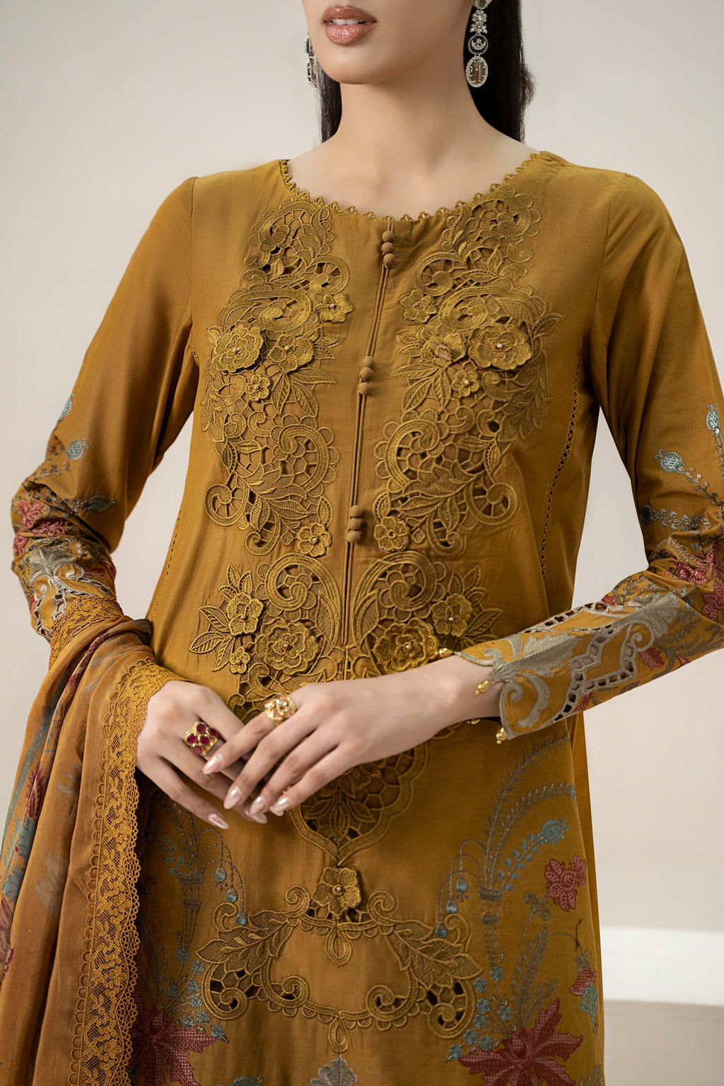 MARIA B | UNSTITCHED LAWN 3PC (SYT-548)