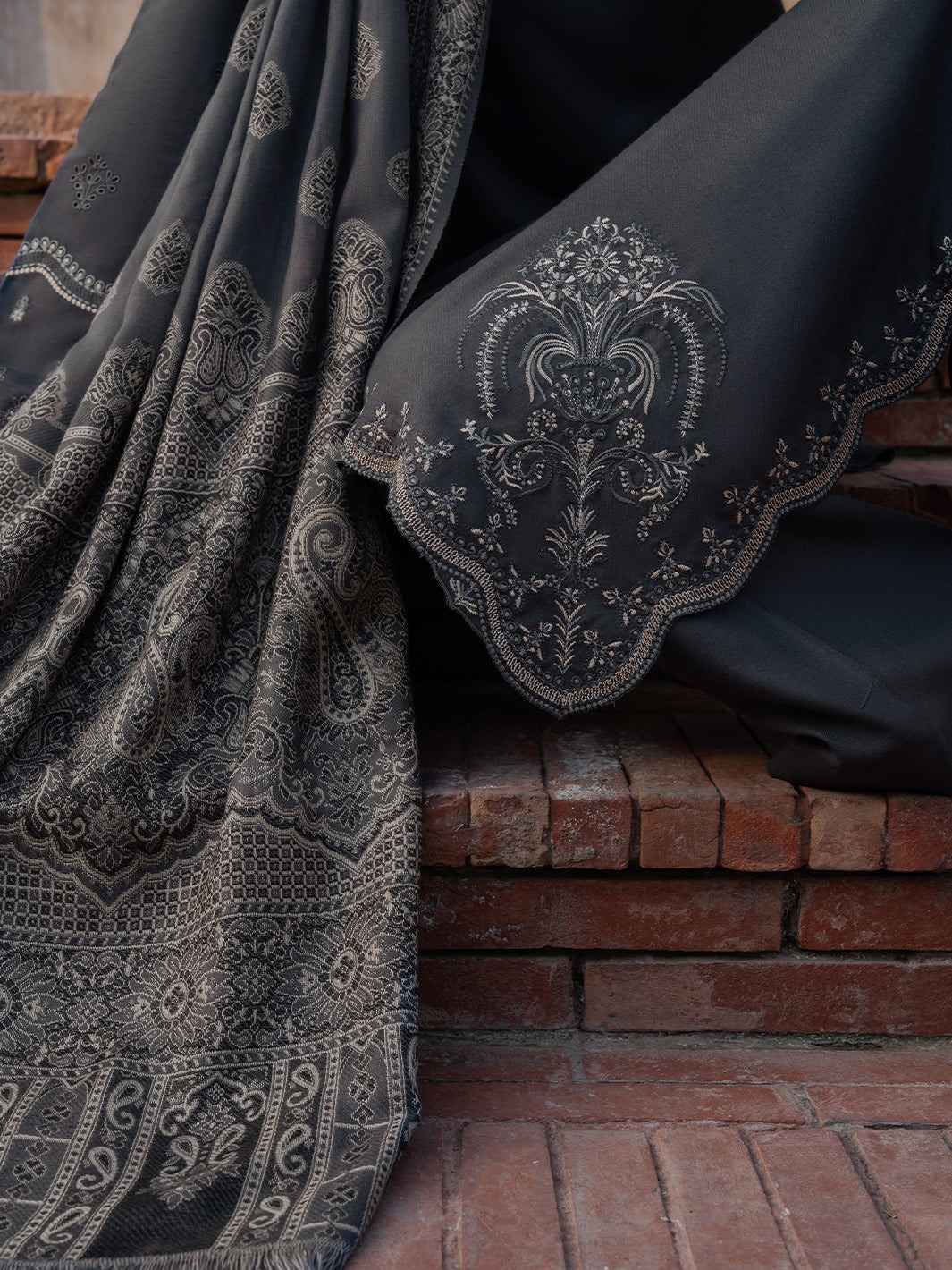 IZEL - 3 Piece Unstiched Embroidery Dhanak (SYT-221)