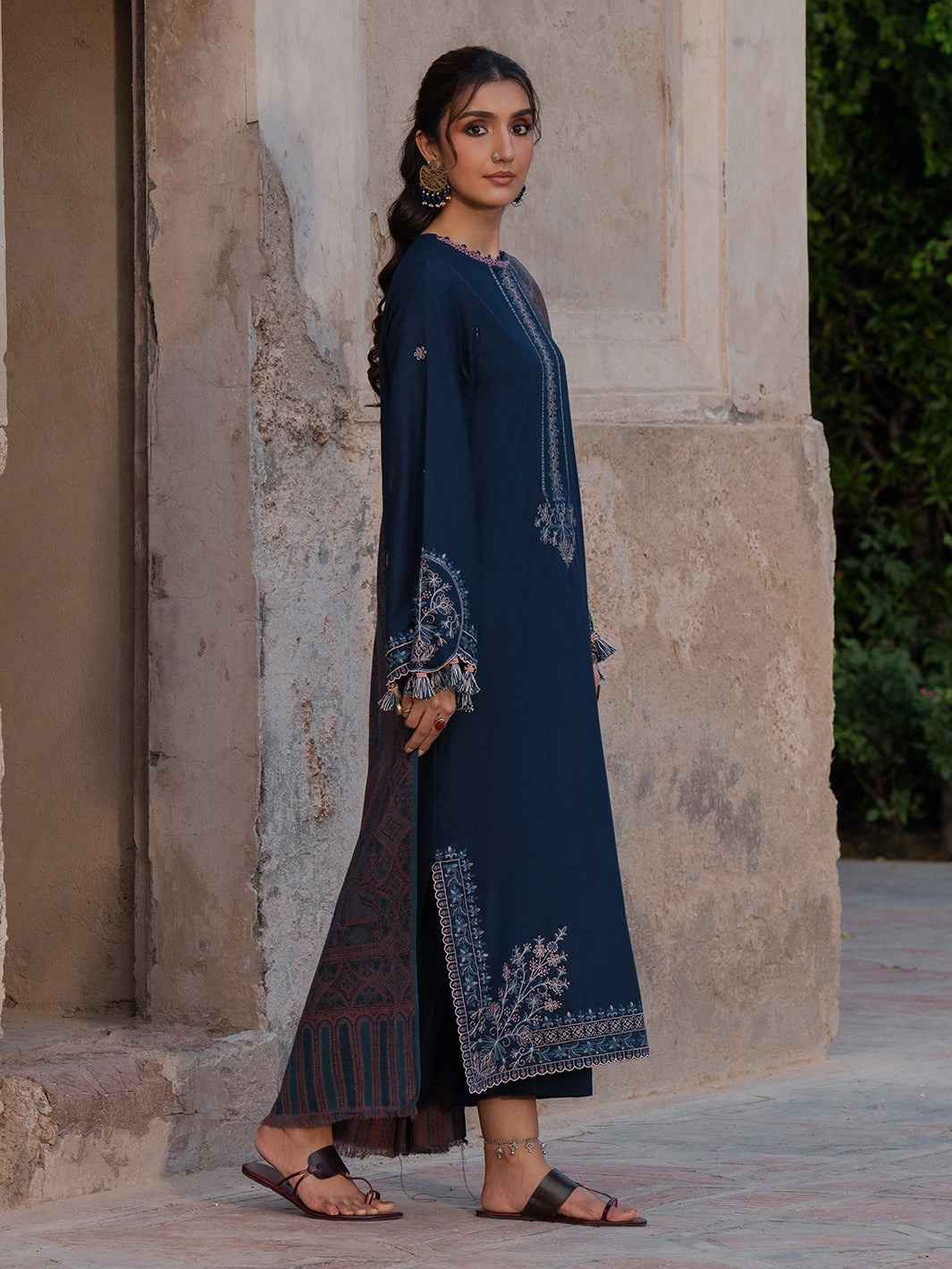 IZEL - 3 Piece Unstiched Embroidery Dhanak (SYT-224)