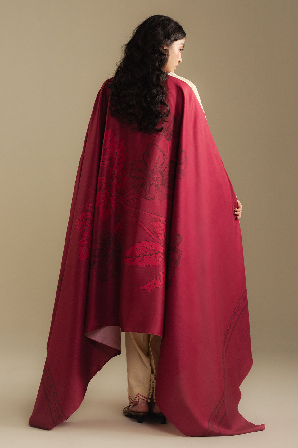 ZARA SHAHJAHAN -3PC DHANAK EMBROIDERED SHIRT WITH COUTRAI PRINT SHAWL AND TROUSER (SYT-232)