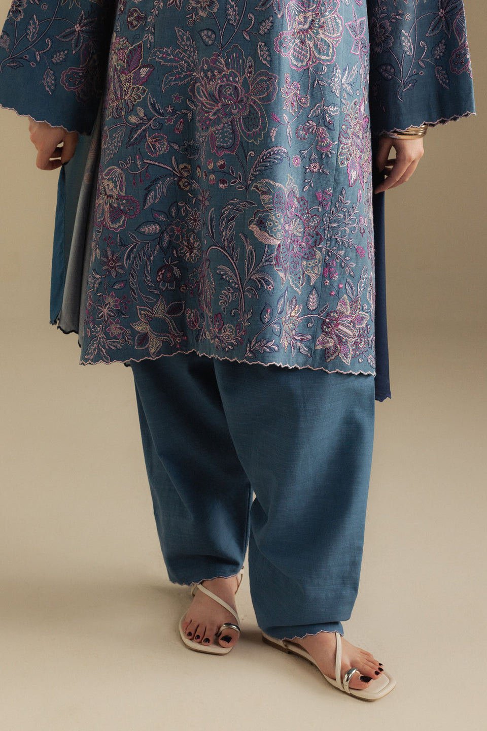 COCO BY ZARA SHAHJAHAN LUXURY UNSTITCHED WINTER DHANAK EMBROIDERED 3PC WITH WOOL PRINTED SHAWL (SYT-238)