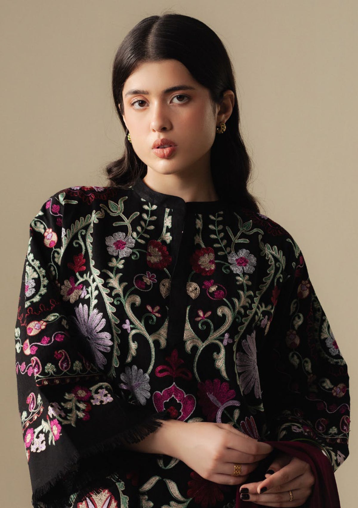 ZARA SHAHJAHAN -3PC DHANAK EMBROIDERED SHIRT WITH COUTRAI PRINT SHAWL AND TROUSER (SYT-242)