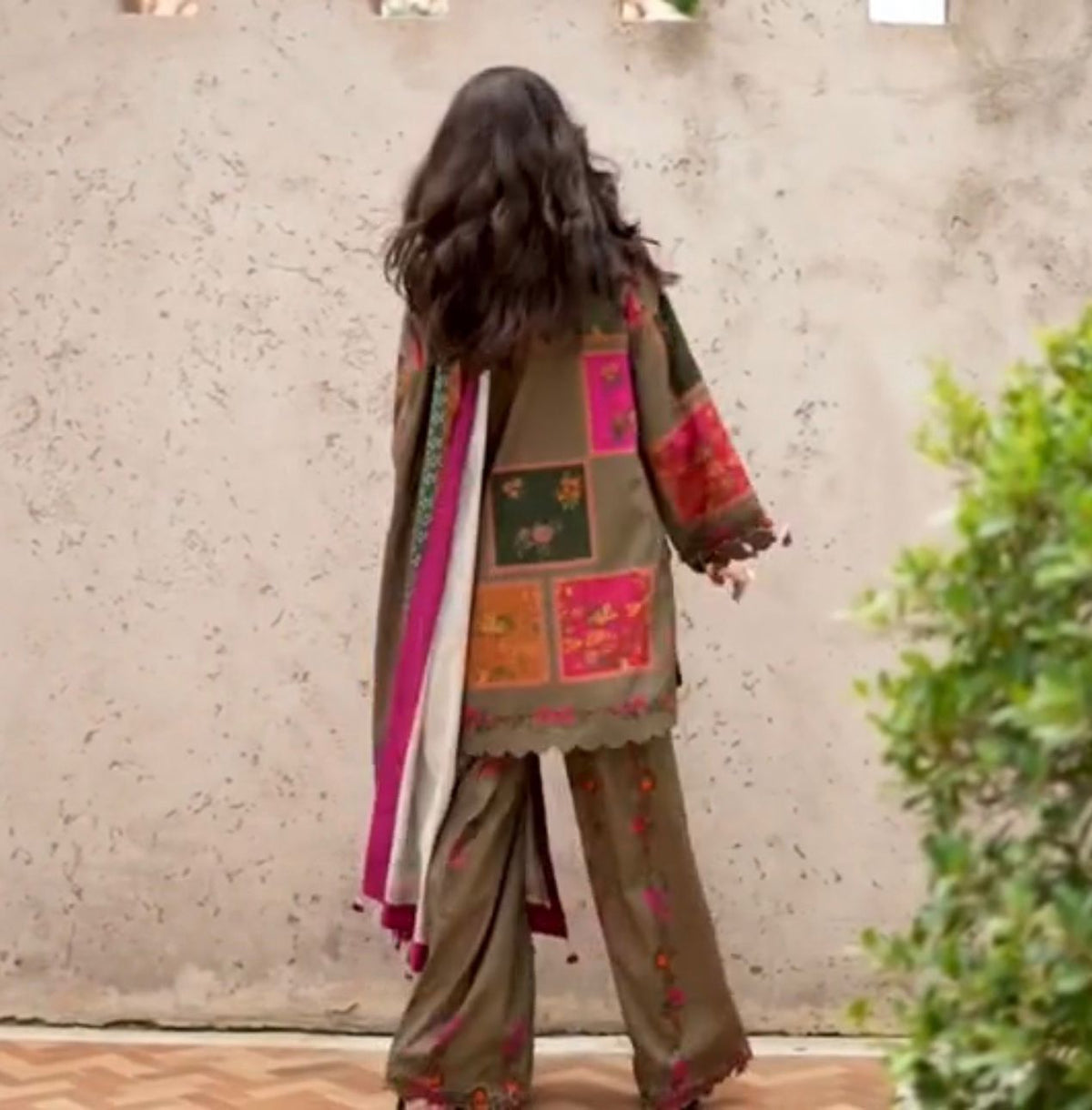 CHARIZMA UNSTITCHED SILK 3PC WITH PRINTED DUPATTA (SYT-243)