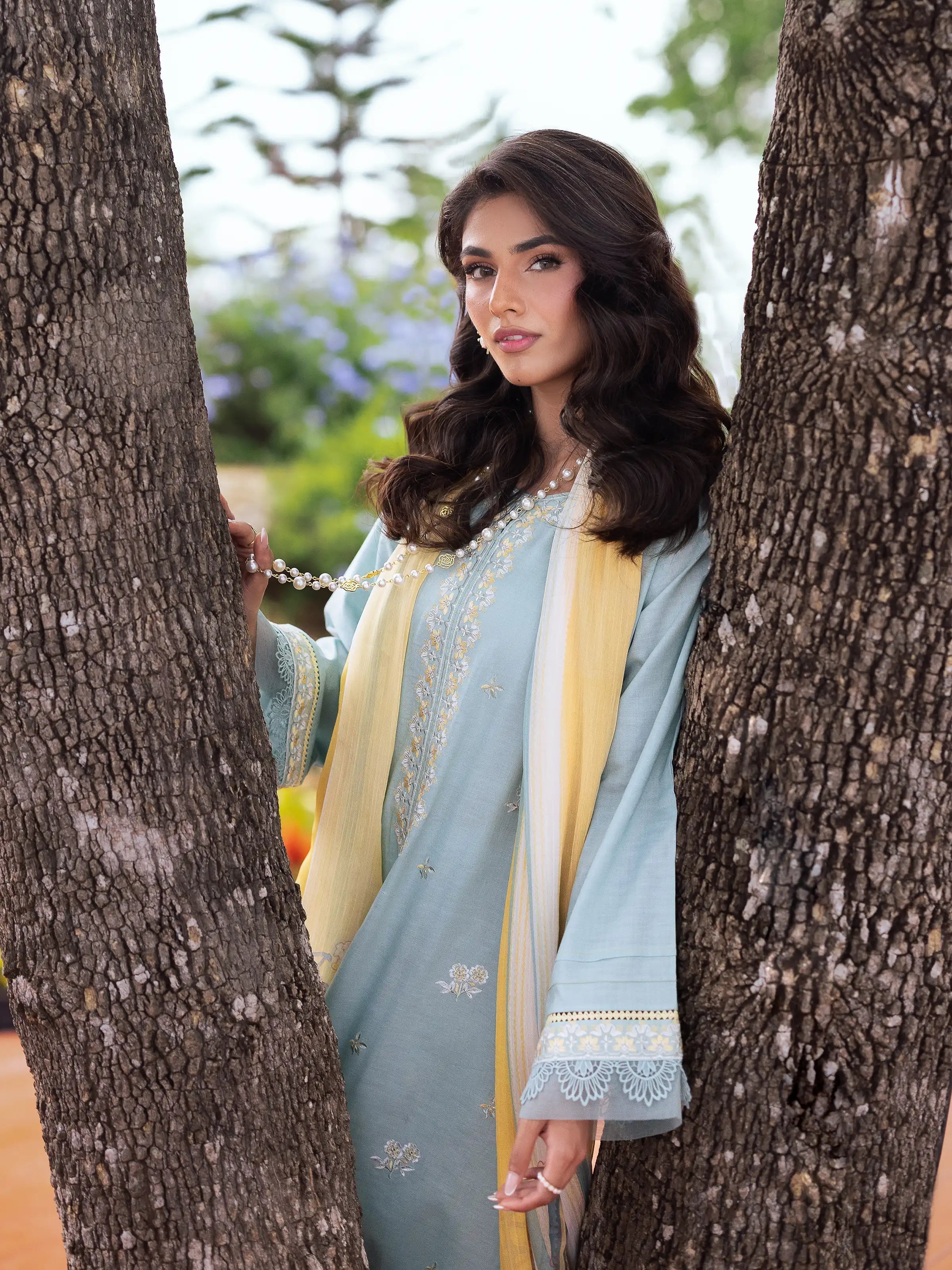 Edenrobe - 3PC Unstitched Dhanak Embroidered Shirt with Printed Wool Shawl and Embroidered Trouser