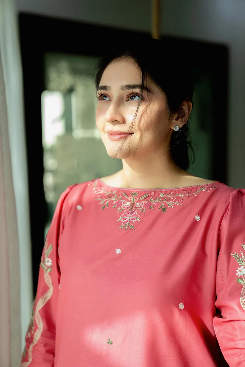 Urge - Unstitched Luxury Dhanak Heavy Embroidered 2PC Suit (SYT-114)