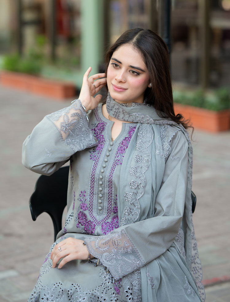 LIBAAS-3PC DHANAK EMBROIDERED SHIRT WITH CHIFFON EMBROIDERED DUPATTA AND TROUSER (SYT-135)
