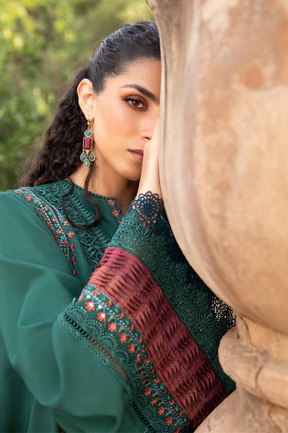 MARIA B - UNSTITCHED WINTER DHANAK EMBROIDERED 3PC WITH PRINTED PASHMINA SHAWL (SYT-146)