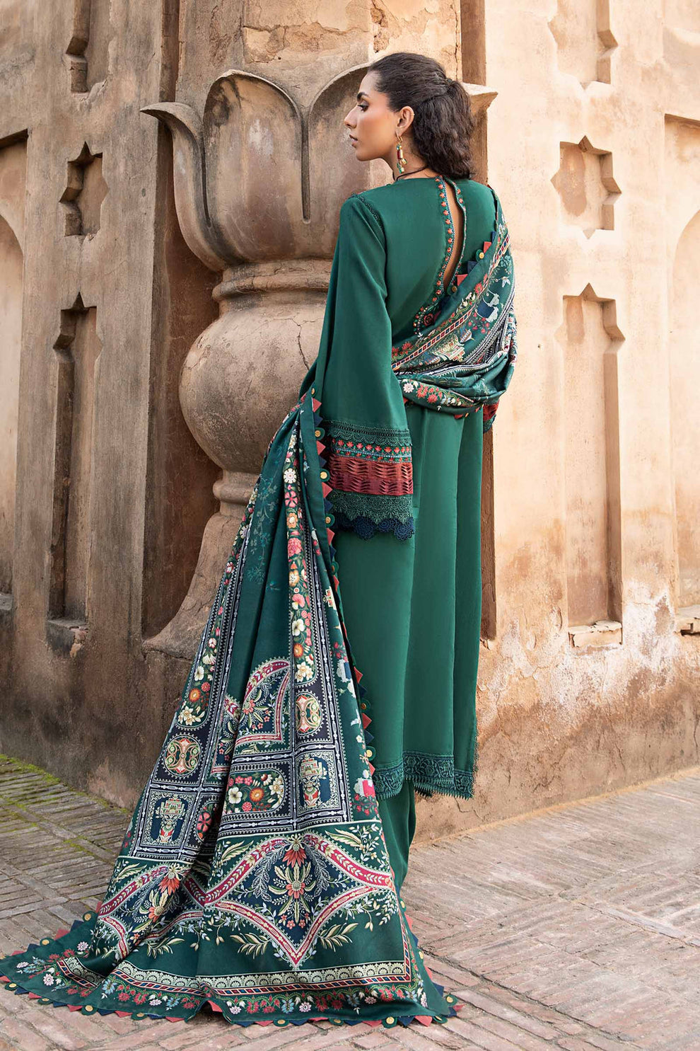 MARIA B - UNSTITCHED WINTER DHANAK EMBROIDERED 3PC WITH PRINTED PASHMINA SHAWL (SYT-146)