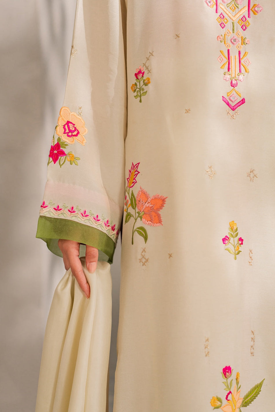 MIRANA-3PC DHANAK EMBROIDERED SHIRT WITH BAMBER CHIFFON DUPATTA AND TROUSER (SYT-156)