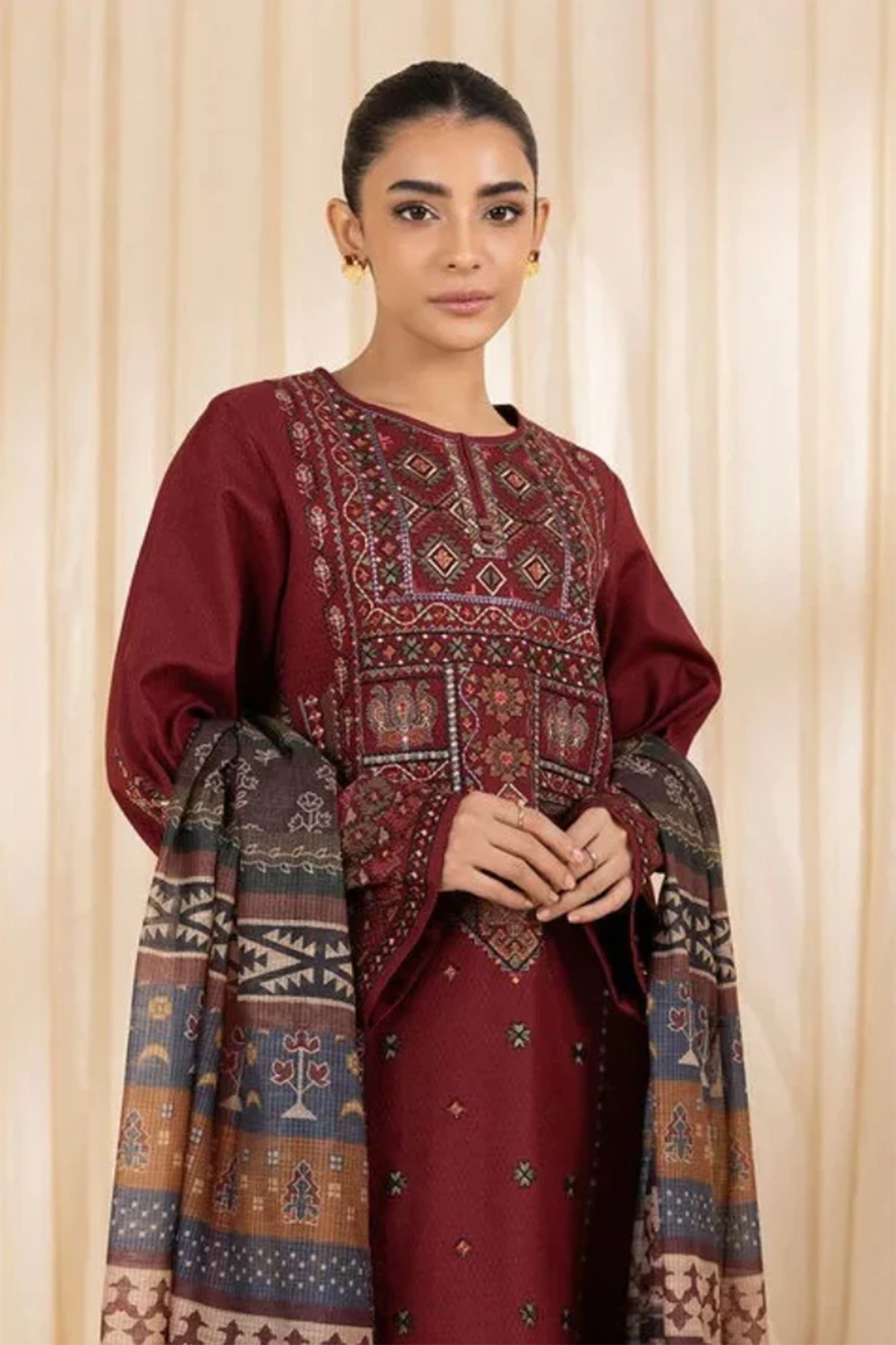 Sapphire - 3PC Unstitched Dhanak Embroidered Front with Digital Printed Shawl and Plain Trouser (SYT-166)