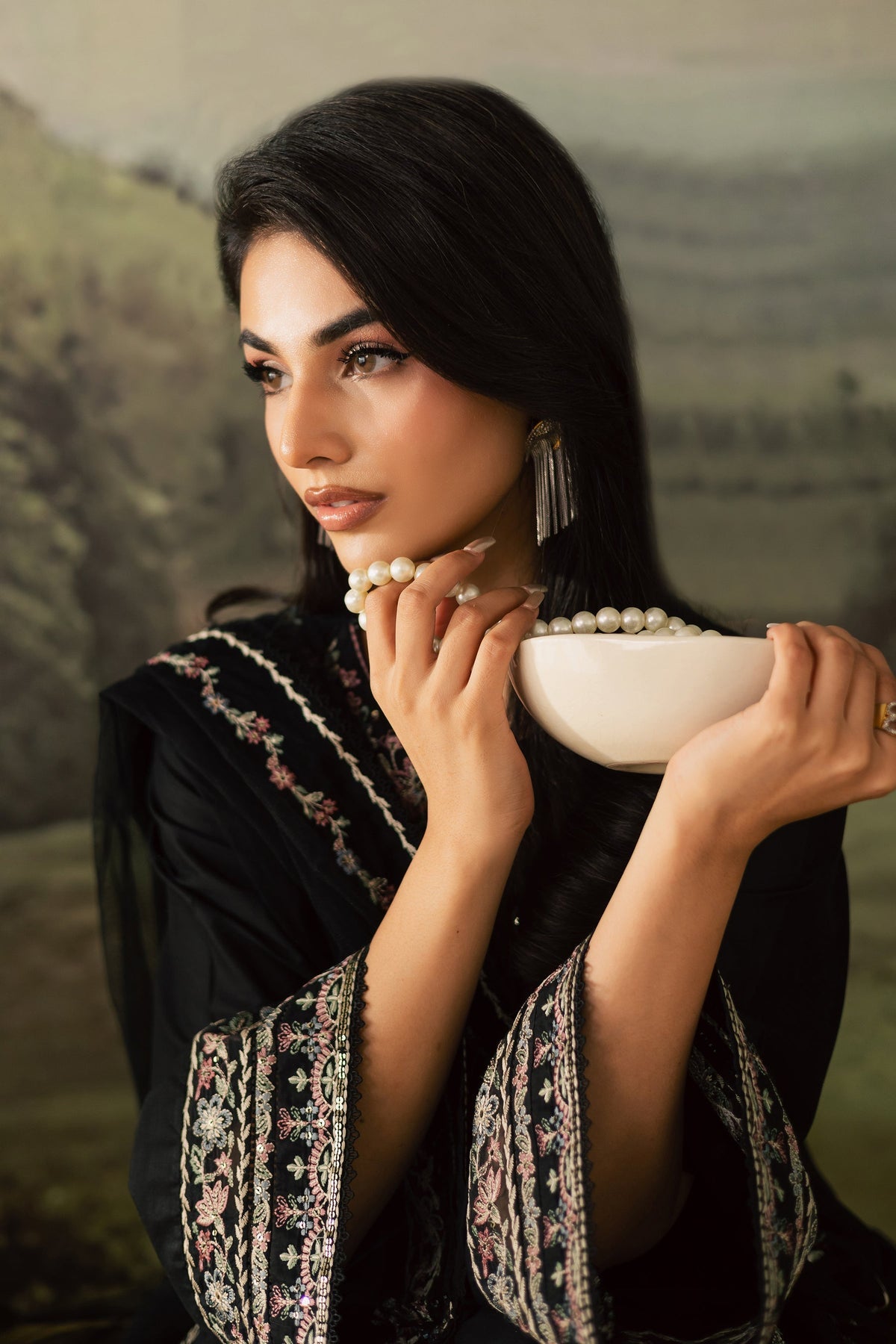 BATIK - UNSTITCHED 3PC DHANAK EMBROIDERED SHIRT WITH READY TO WEAR EMBROIDERED DUPATTA AND TROUSER (SYT-181)