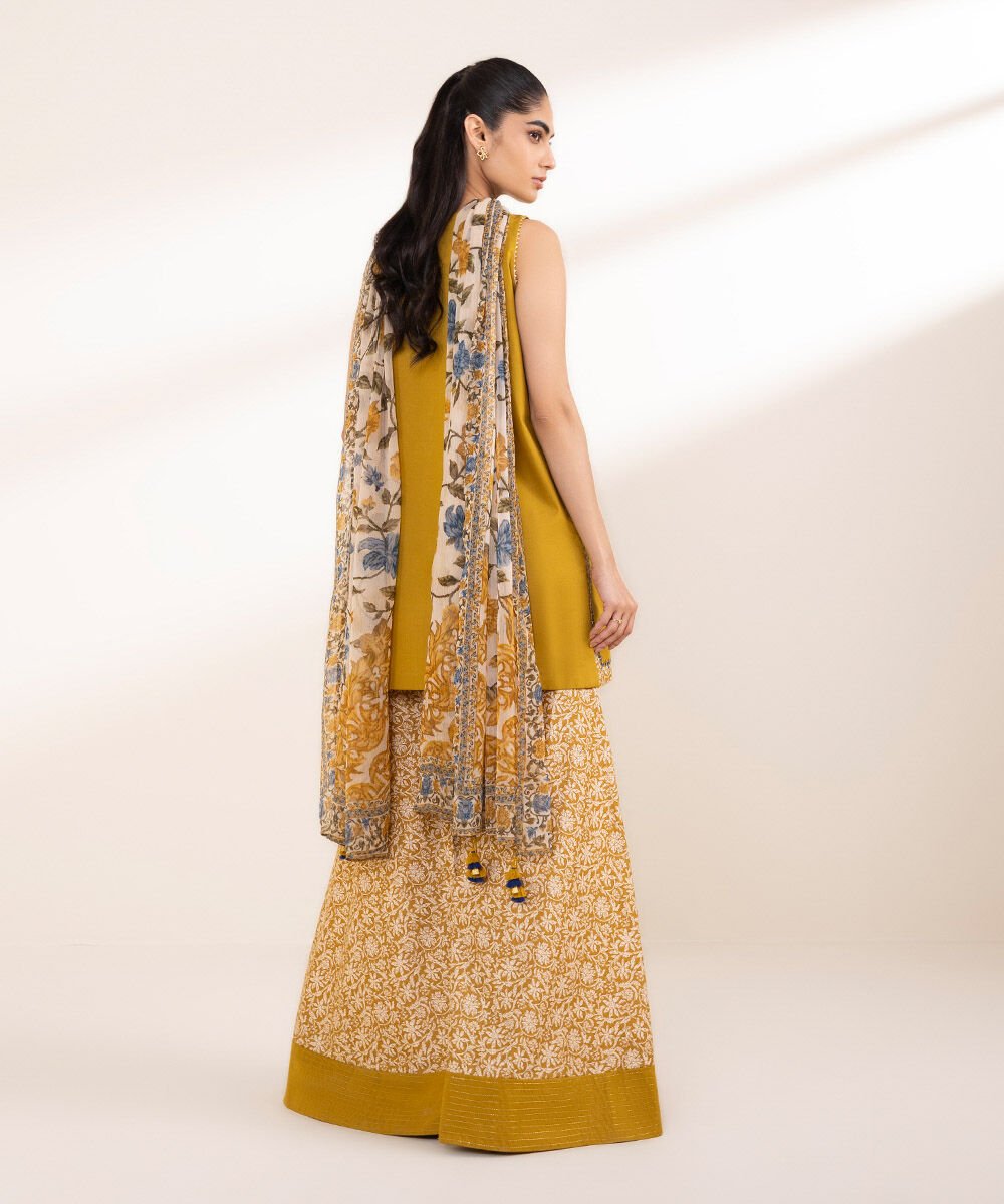 SAPPHIRE - UNSTITCHED 3PC EMBROIDERED DHANAK SUIT WITH PRINTED PASHMINA WOOL SHAWAL (SYT-182)